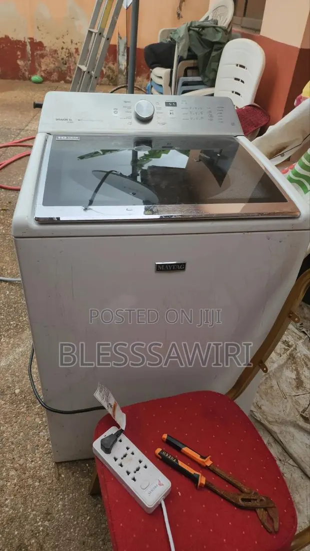 Maytag 24kg Top Loader High-Efficiency Washer · Photo 1