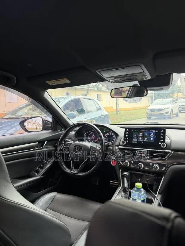 Honda Accord Sport (1.5L 4cyl Turbo CVT) 2019 Gray · Photo 1
