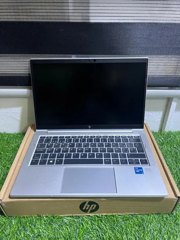Laptop HP EliteBook 840 G8 16GB Intel Core i7 SSD 256GB · Photo 1