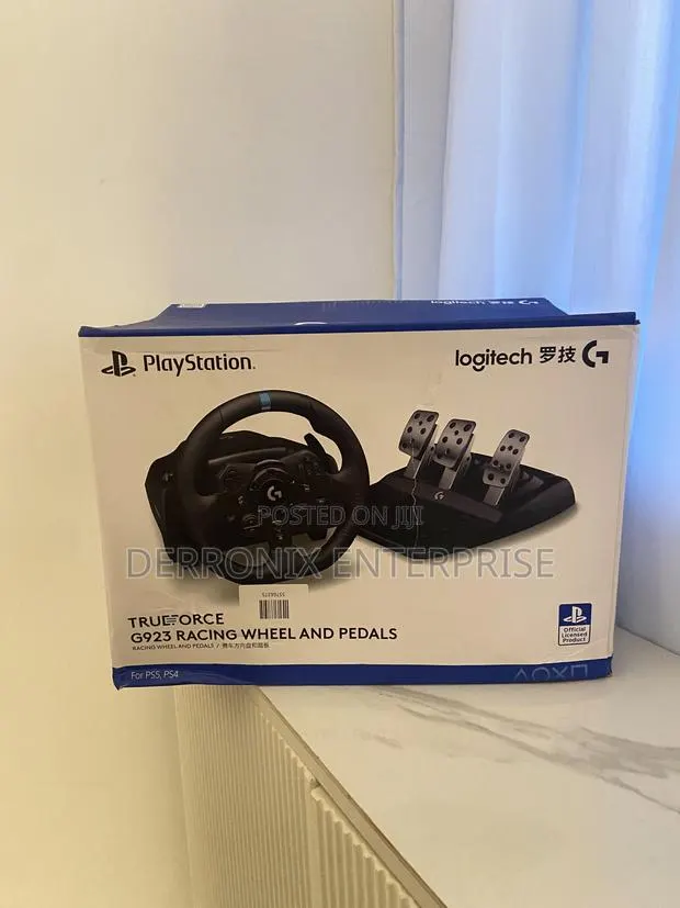 Logitech G923 Trueforce Racing Wheel and Pedals · Photo 1