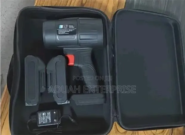 Car and Rubbish Drying Machine · Photo 1