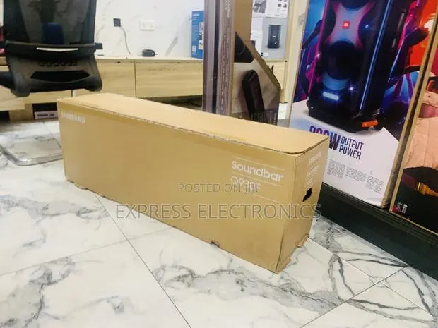 Purchase the New Samsung Q930f · Photo 1