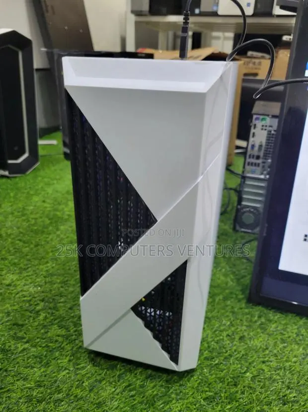 New Desktop Computer MSI AG270 2QC 3K 64GB Intel Core i9 SSD 2T · Photo 1