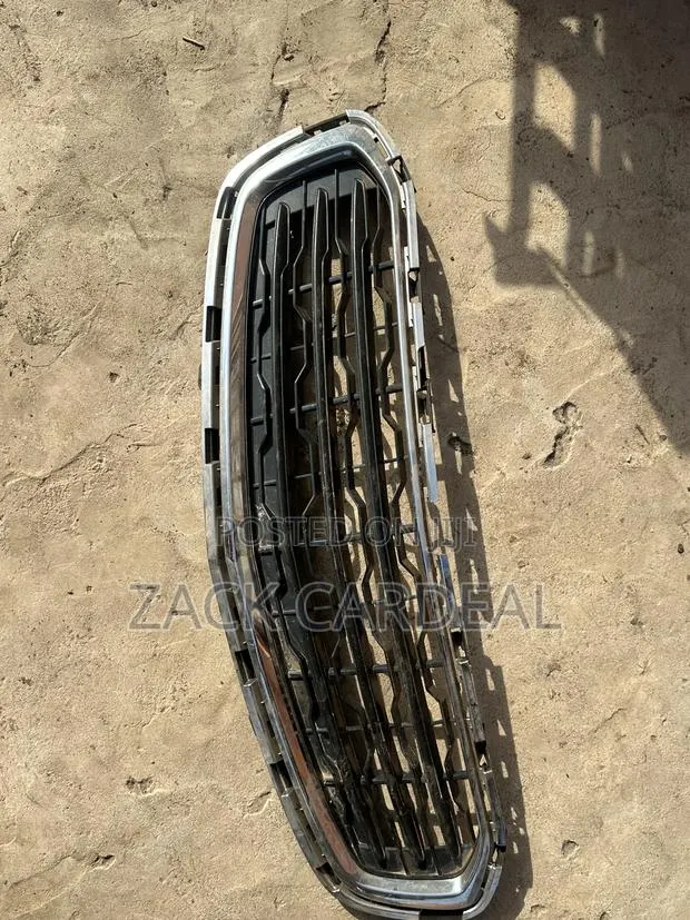 Chevy Malibu 2015-2016 Front Grill Available · Photo 1