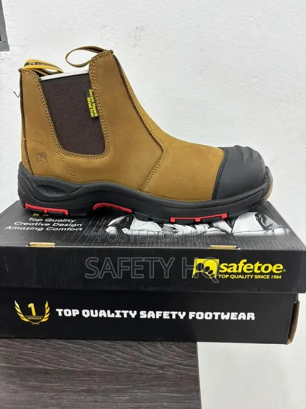 Safety Boots · Photo 1