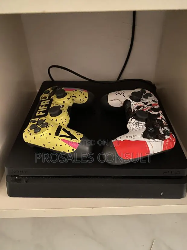 PS4 Slim Console With Controller · Photo 1
