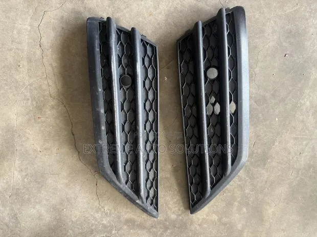 Honda Pilot 2017 2018 2019 Foglight Cover · Photo 1