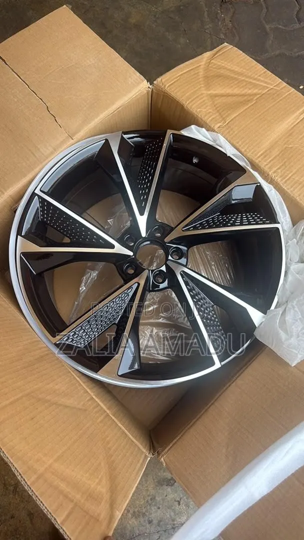 Alloy Rims · Photo 1