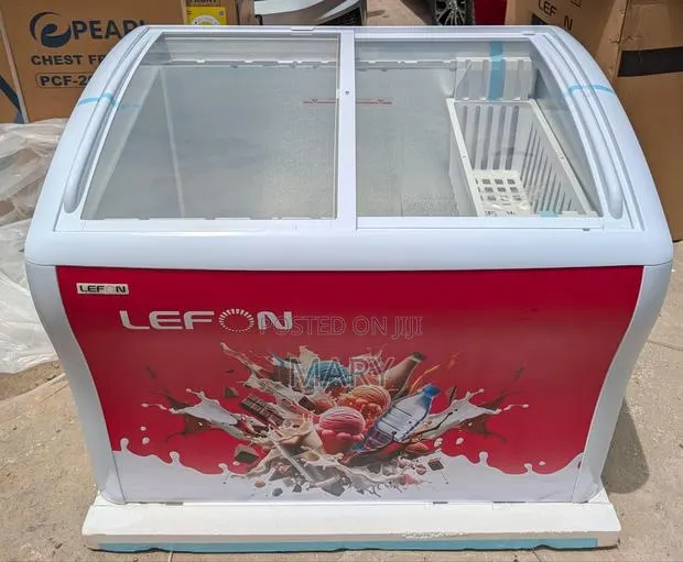 Ice Cream Showcase Display Freezers · Photo 1
