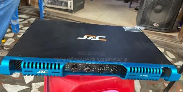 Jac Jp 30000 4 Channel Audio Professional Amplifier · Photo 1