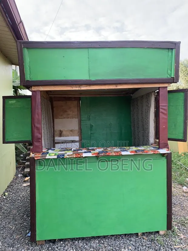 Wooden Kiosk · Photo 1