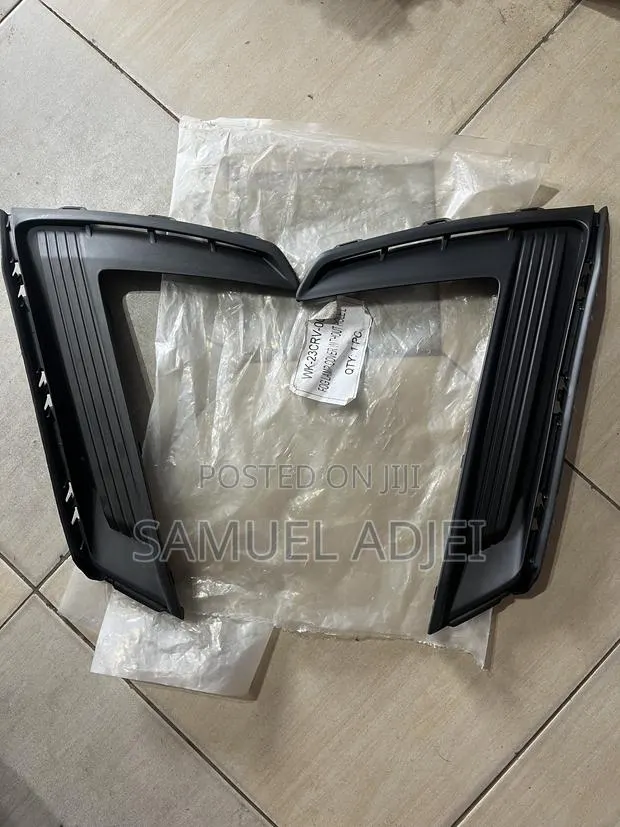 Honda CRV 2023 to 2025 Foglight Cover Pair. · Photo 1