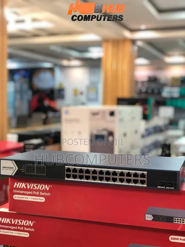 Hikvision DS-3E0526P-E/M 24 Port Gigabit PoE Unmanaged Switch · Photo 1