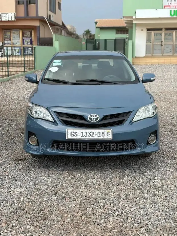 Toyota Corolla LE 4dr Sedan (1.8L 4 cyl 4A) 2009 Gray