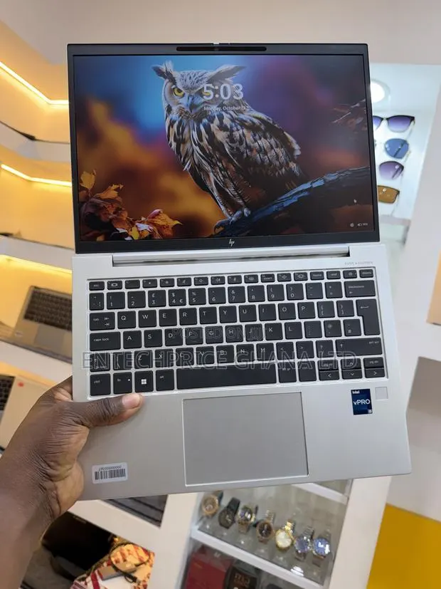 Laptop HP EliteBook 830 G9 16GB Intel Core i5 SSD 256GB · Photo 1