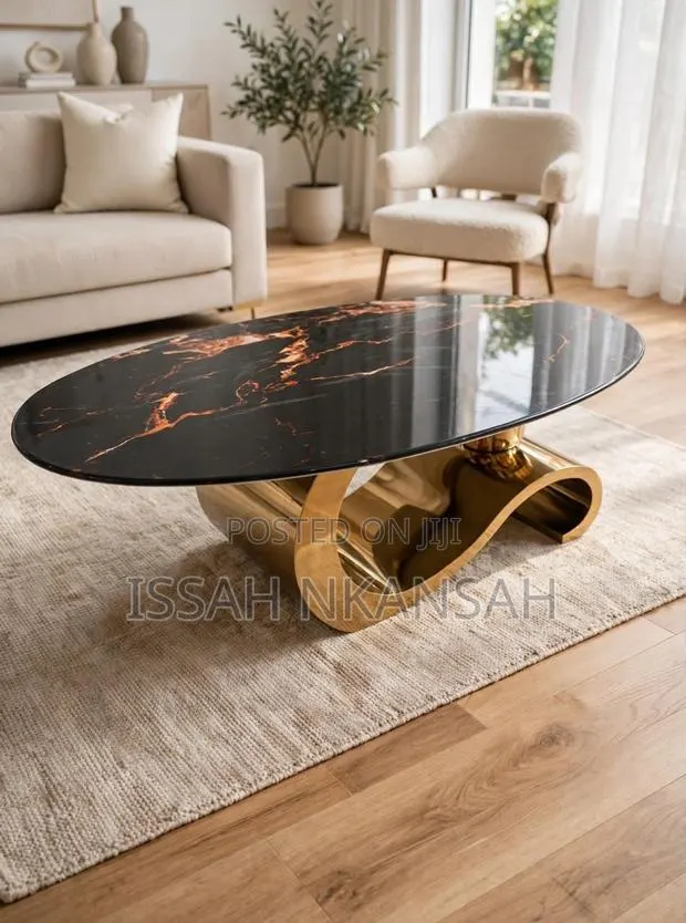 Black Oval Center Table · Photo 1