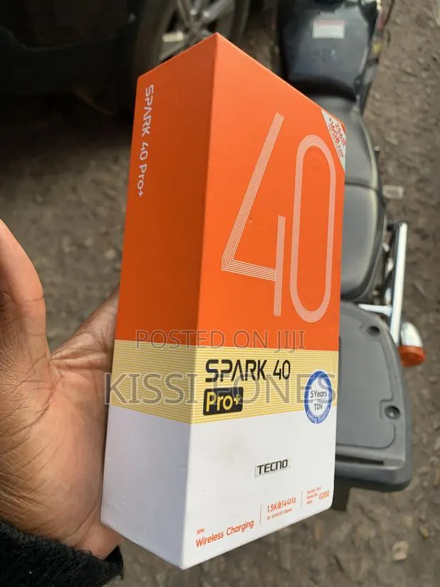 New Tecno Spark 40 Pro+ 256 GB Gray · Photo 1