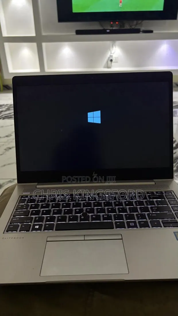 Laptop HP EliteBook 840 G6 16GB Intel Core i7 SSD 256GB · Photo 1