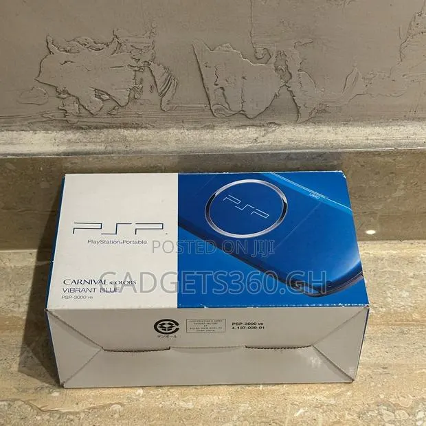Sony PSP Slim (Vibrant Blue + 16gb Sdhc) · Photo 1