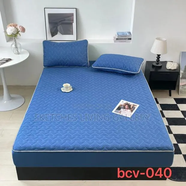 Modern Bed Covers Available · Photo 1