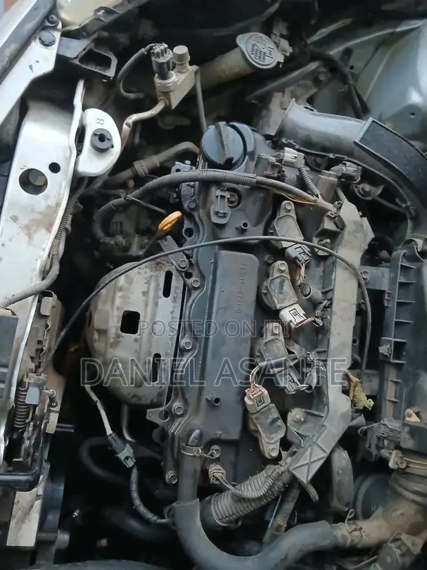 Vitz Engine · Photo 1