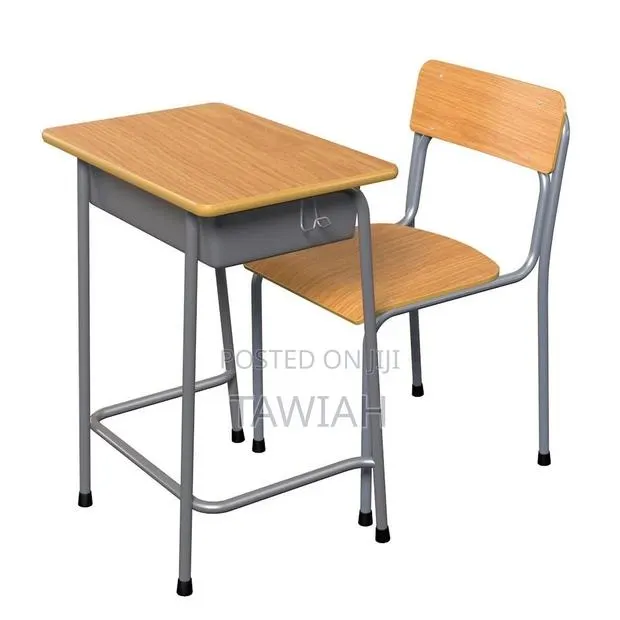 Students Chair and Table · Photo 1