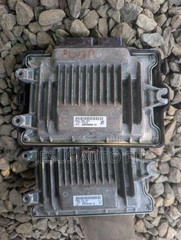2017-2022 Honda CR-V Engine Control Module (ECM) (37820-5pa-Af3) · Photo 1
