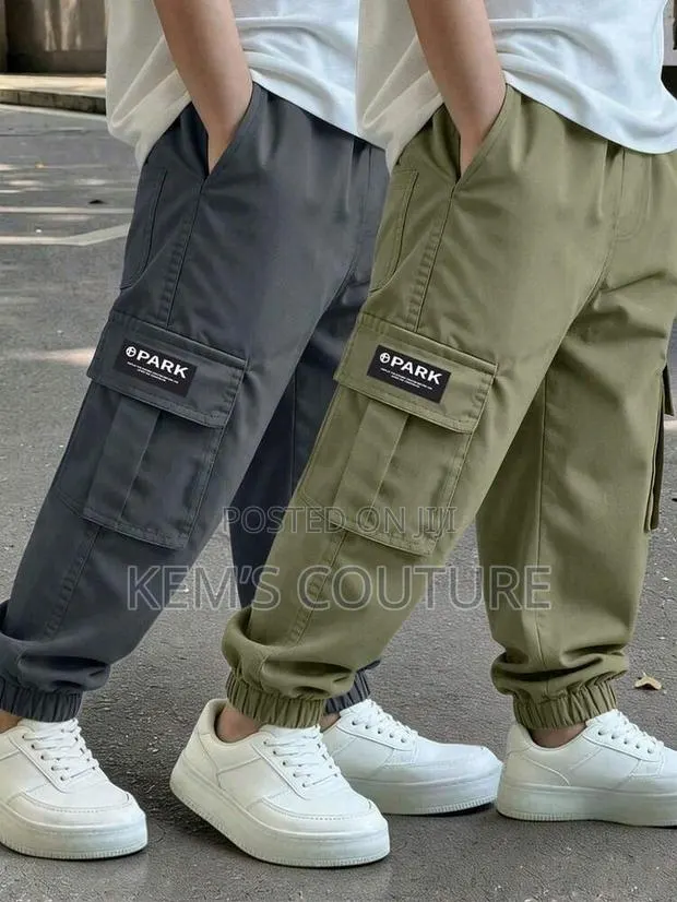 Kids Jeans Side Pockets · Photo 1