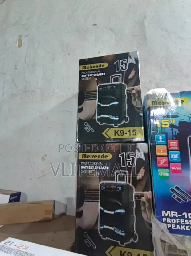 15"-400w Professional Bluetooth Speakers · Photo 1