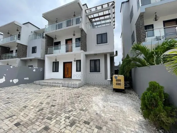 Furnished 4bdrm Duplex in Labone, Coffee Shop Area for rent · Photo 1