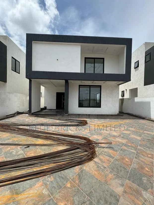 Furnished 4bdrm House in Manet for sale · Photo 1