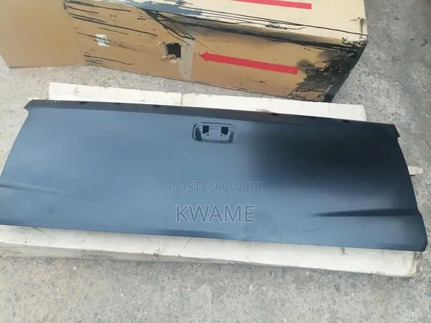 Tailgate for Mitsubishi L200 · Photo 1