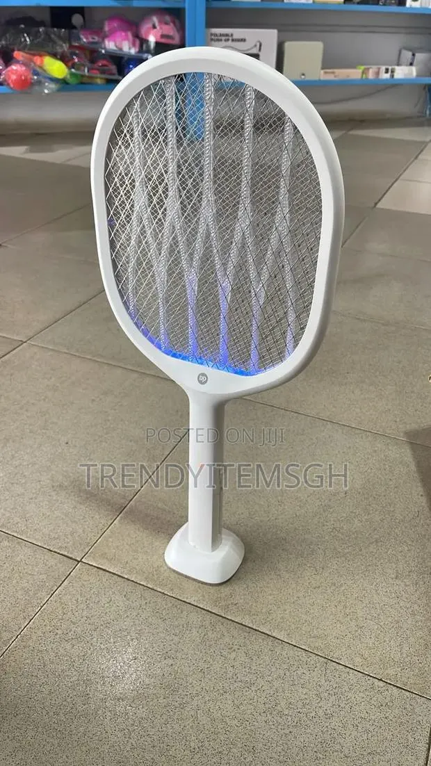 Led Purple Light Rechargeable Mosquito Swatter · Photo 1