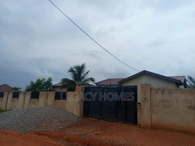 4bdrm House in New Bortiano, West Hills Mall Area for sale