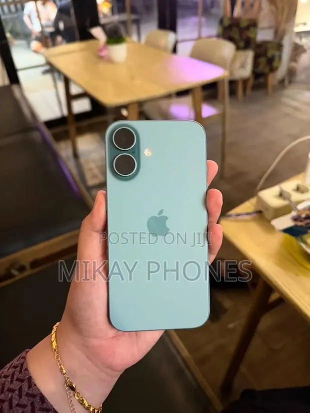 Apple iPhone 16 Plus 512 GB Green · Photo 1