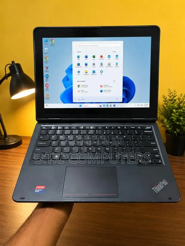 Laptop Lenovo Yoga 11e 8GB Intel Core M3 SSD 128GB · Photo 1