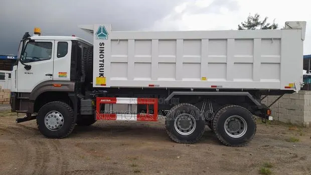 Tipper Truck · Photo 1