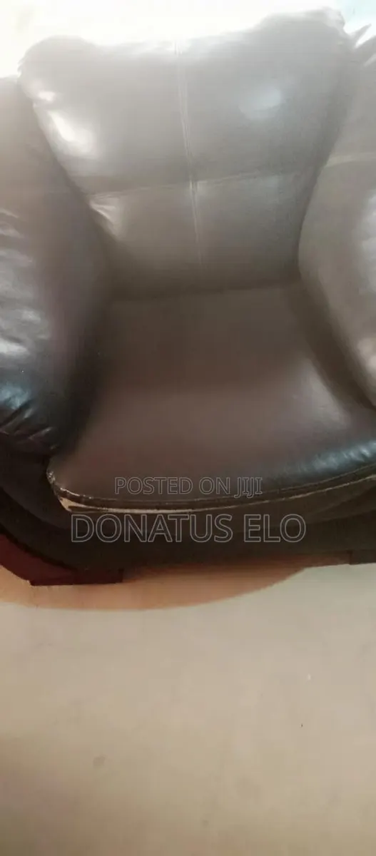 Upholstery · Photo 1