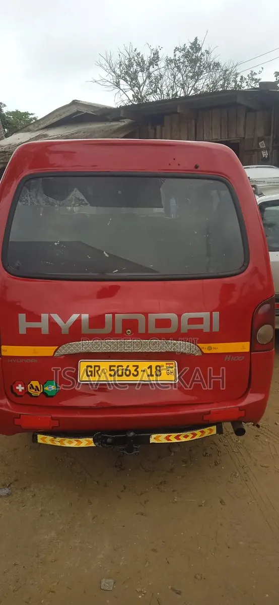 Hyundai H-100 1997 Red · Photo 1