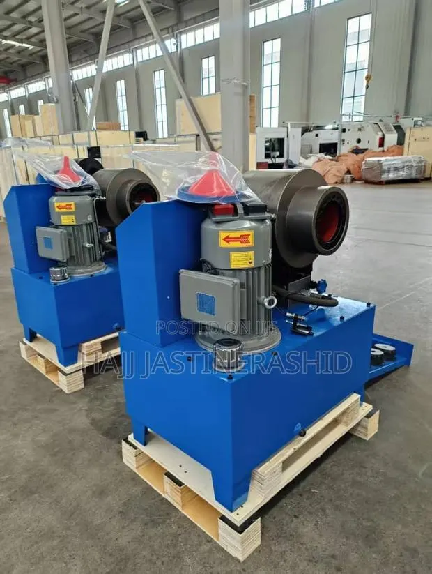 Hydraulic Pressure Hoses Machine · Photo 1
