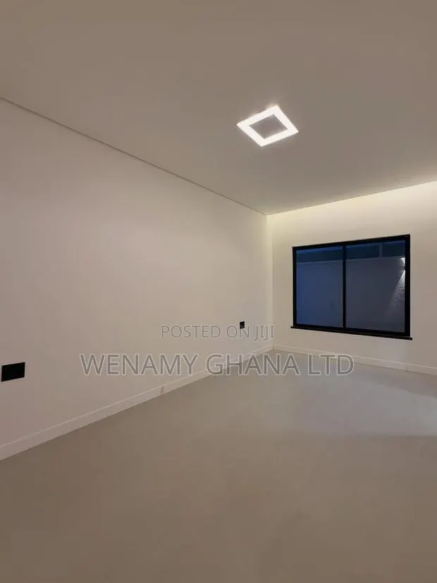 3bdrm Bungalow in Accra for sale · Photo 1