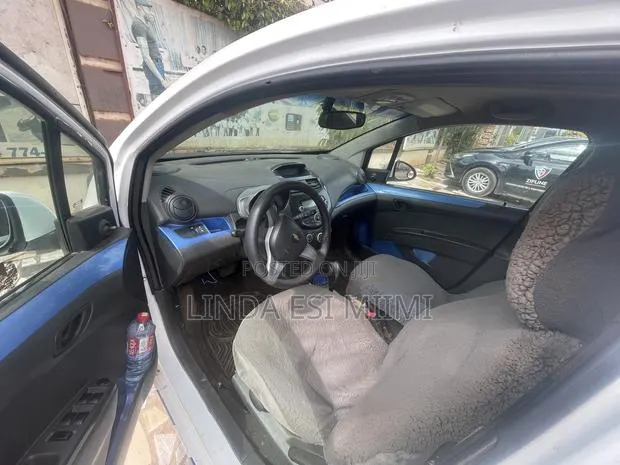 Chevrolet Spark 2012 Black · Photo 1