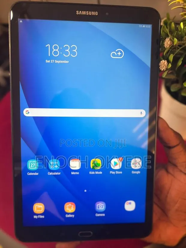 Samsung Galaxy Tab A 10.1 (2016) 32 GB Black · Photo 1