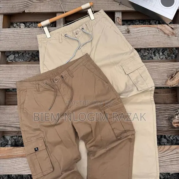 High Quality Plain Cargo Pants Available in Stock · Photo 1