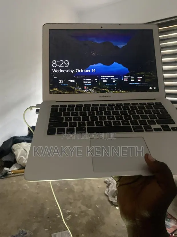 Laptop Apple MacBook Air 2015 4GB Intel Core i5 SSHD+SSD 256GB · Photo 1