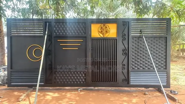Kay's Round Design Gate · Photo 1