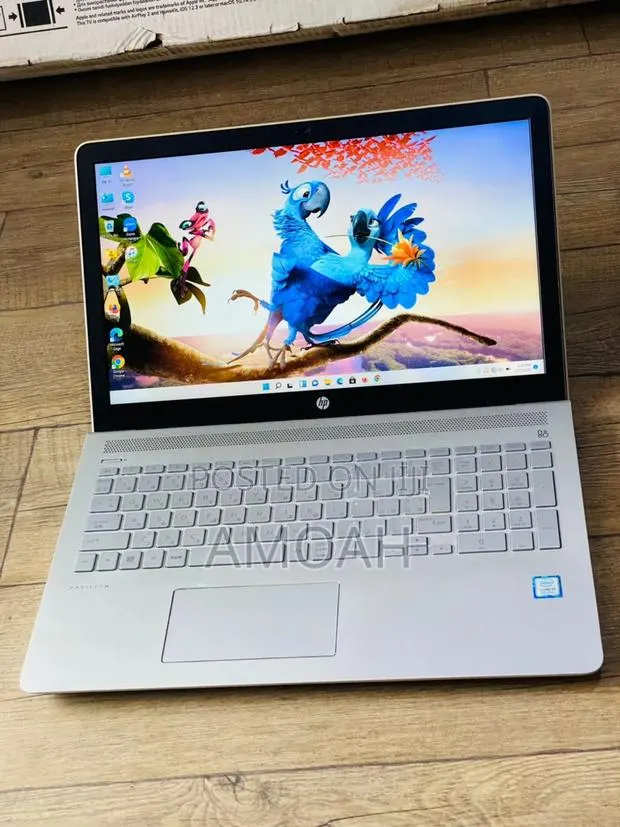 Laptop HP Pavilion 15 16GB Intel Core I5 HDD+SSD 1.5T · Photo 1