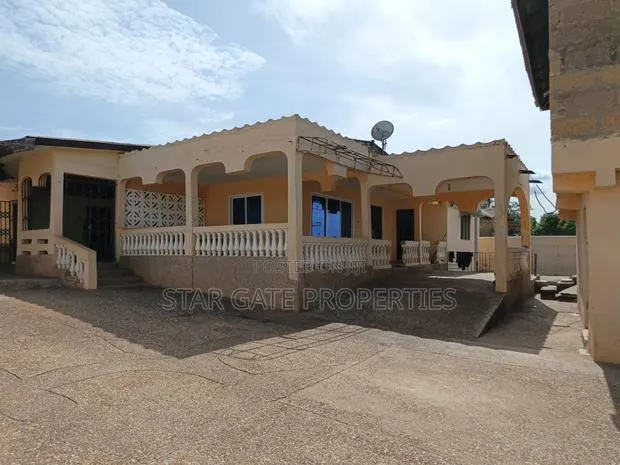 5bdrm House in Abuakwa Taabre ( 4Th, Kumasi Metropolitan for sale · Photo 1