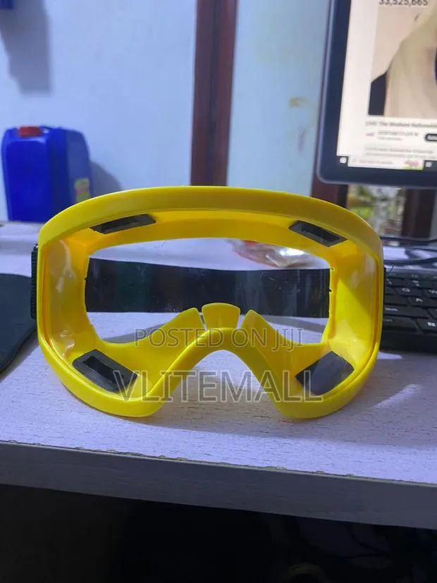 Safety Goggles Glasses Eye Protection · Photo 1