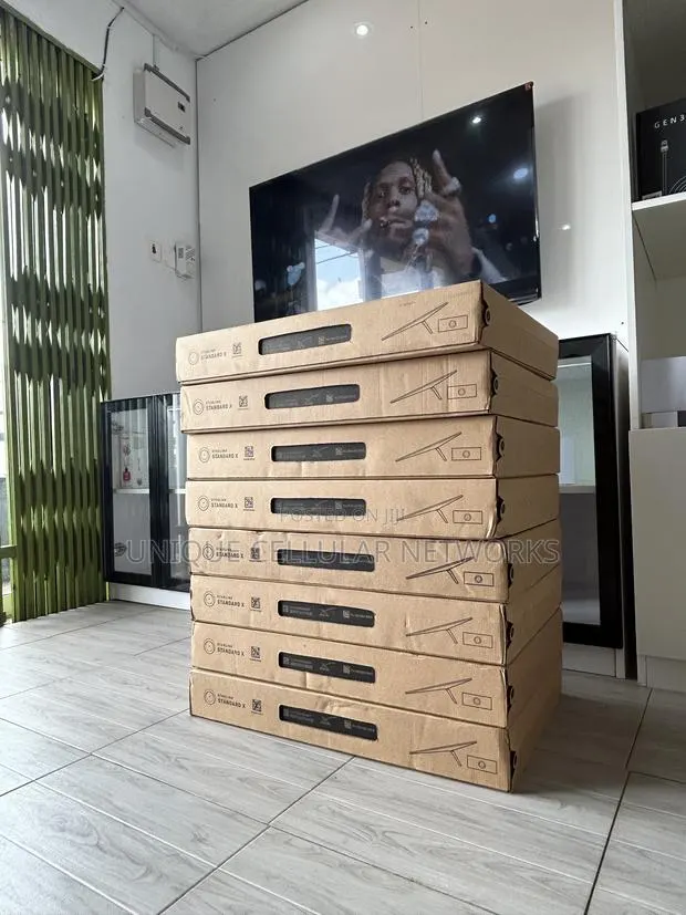 Starlink Standard X Device · Photo 1